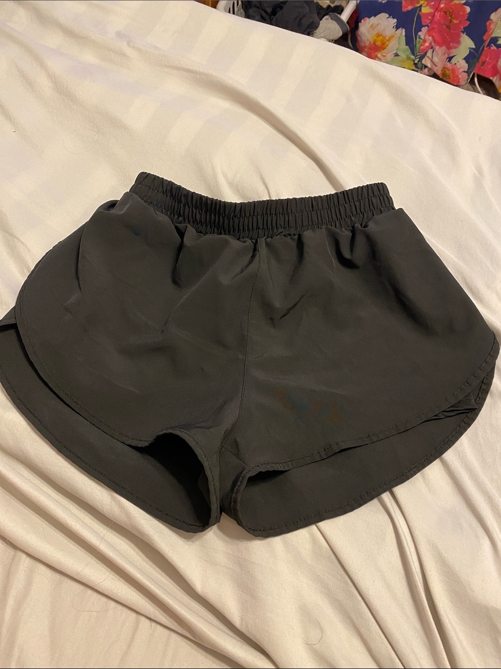 SHEIN Black Elastic Waist Athletic Shorts